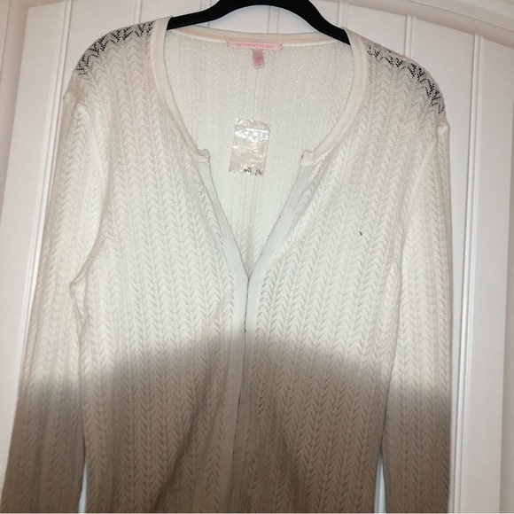 NWT Victoria’s Secret Brown & White Button Up Long Sleeve Cardigan Size Large - Picture 2 of 10